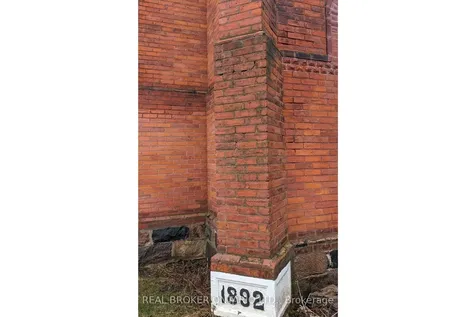 2048 Albert Street S Howick ON N0G 1X0