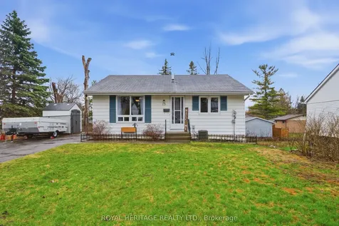 15 Kidd Avenue Quinte West ON K8V 2C6