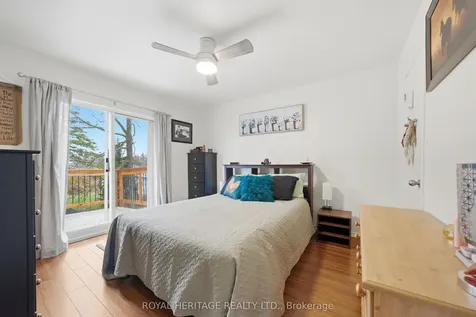 15 Kidd Avenue Quinte West ON K8V 2C6