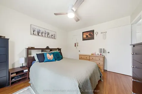 15 Kidd Avenue Quinte West ON K8V 2C6