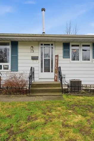 15 Kidd Avenue Quinte West ON K8V 2C6