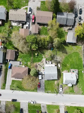 15 Kidd Avenue Quinte West ON K8V 2C6