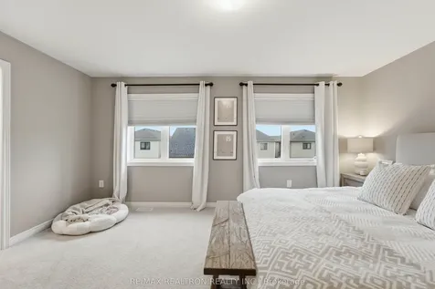 54 Harpin Way W Centre Wellington ON N1M 0H8