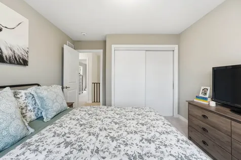 54 Harpin Way W Centre Wellington ON N1M 0H8