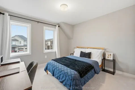 54 Harpin Way W Centre Wellington ON N1M 0H8