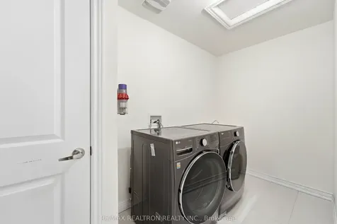 54 Harpin Way W Centre Wellington ON N1M 0H8
