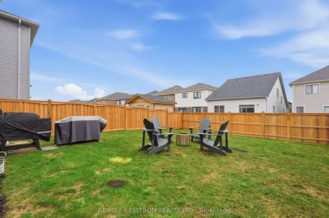 54 Harpin Way W Centre Wellington ON N1M 0H8