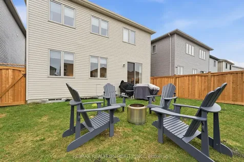 54 Harpin Way W Centre Wellington ON N1M 0H8