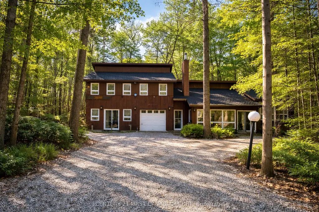 10277 Grand Oaks Drive Lambton Shores ON N0M 1T0