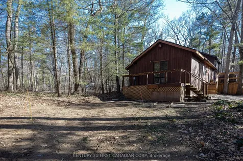 10277 Grand Oaks Drive Lambton Shores ON N0M 1T0