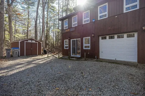 10277 Grand Oaks Drive Lambton Shores ON N0M 1T0