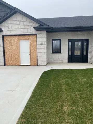 1071 Waterloo Street N Saugeen Shores ON N0H 2C3