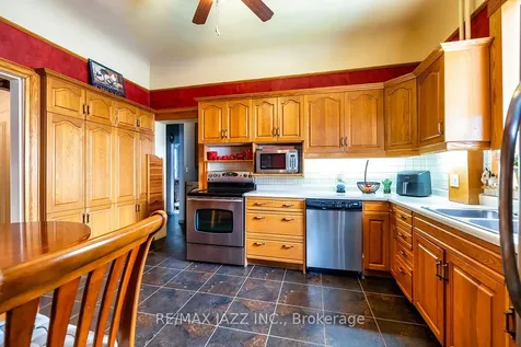 22 Francis Street Kawartha Lakes ON K9V 3R6