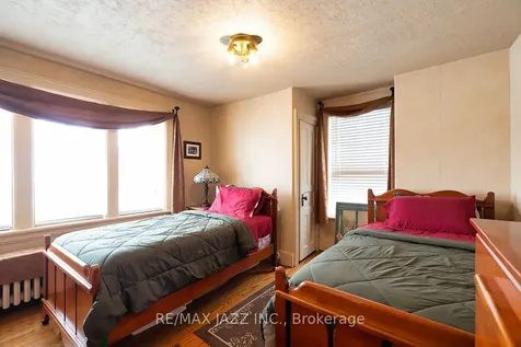 22 Francis Street Kawartha Lakes ON K9V 3R6