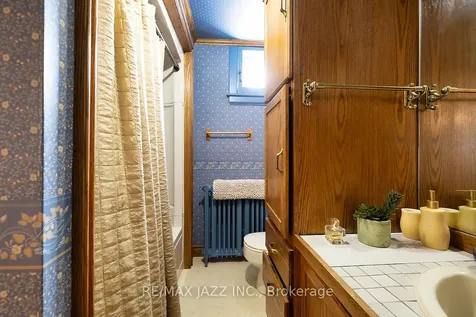 22 Francis Street Kawartha Lakes ON K9V 3R6