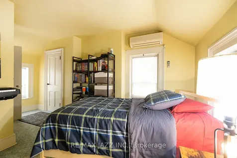 22 Francis Street Kawartha Lakes ON K9V 3R6