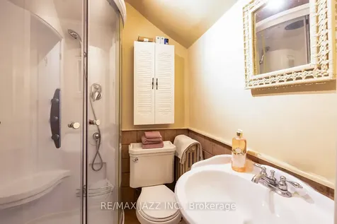 22 Francis Street Kawartha Lakes ON K9V 3R6