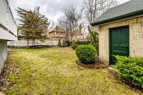 22 Francis Street Kawartha Lakes ON K9V 3R6