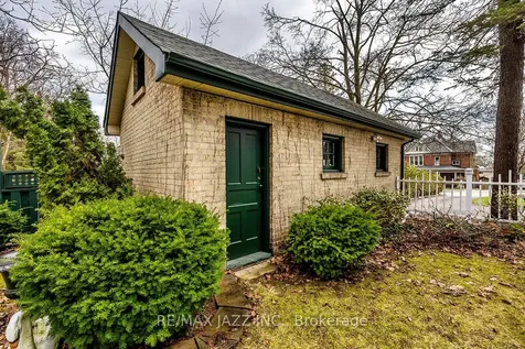 22 Francis Street Kawartha Lakes ON K9V 3R6