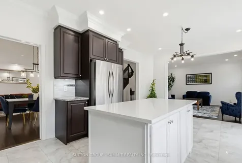 7 Attridge Crescent Hamilton ON L8B 0R5