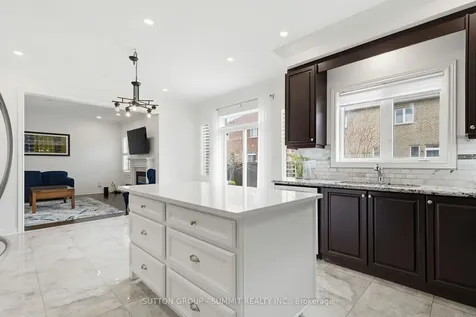 7 Attridge Crescent Hamilton ON L8B 0R5