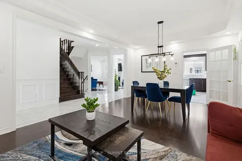 7 Attridge Crescent Hamilton ON L8B 0R5