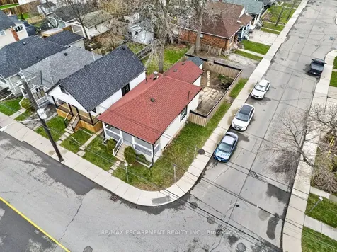 299 Britannia Avenue Hamilton ON L8H 1Y2