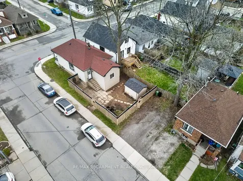 299 Britannia Avenue Hamilton ON L8H 1Y2