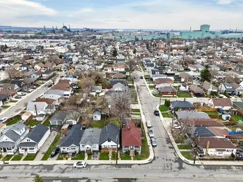 299 Britannia Avenue Hamilton ON L8H 1Y2