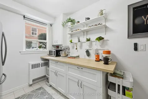 223 Macnab Street S Hamilton ON L8P 3C9