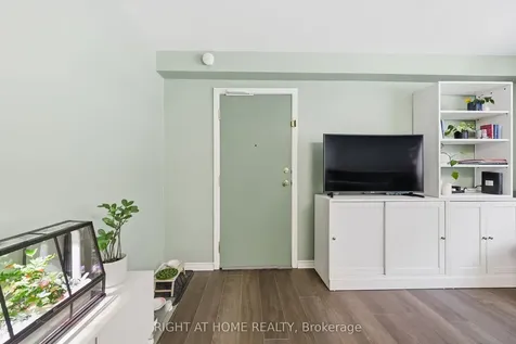 223 Macnab Street S Hamilton ON L8P 3C9
