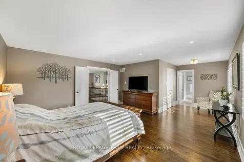 8 Thunderbird Crescent Kanata ON K2M 2V7