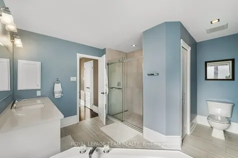 8 Thunderbird Crescent Kanata ON K2M 2V7