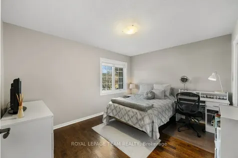 8 Thunderbird Crescent Kanata ON K2M 2V7