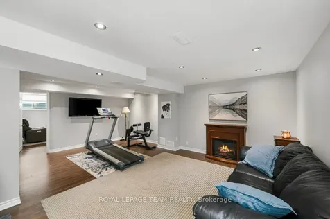 8 Thunderbird Crescent Kanata ON K2M 2V7