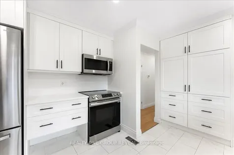 376 Bellevue Street Peterborough ON K9H 5G2