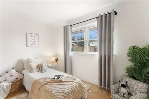 376 Bellevue Street Peterborough ON K9H 5G2