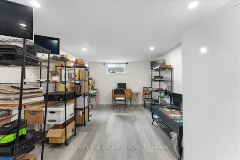 376 Bellevue Street Peterborough ON K9H 5G2