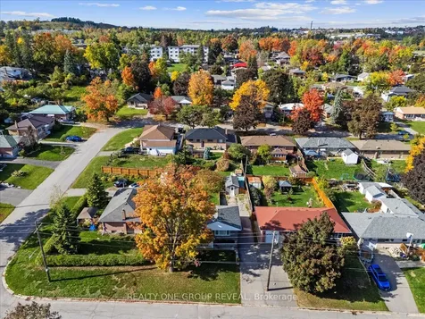 376 Bellevue Street Peterborough ON K9H 5G2