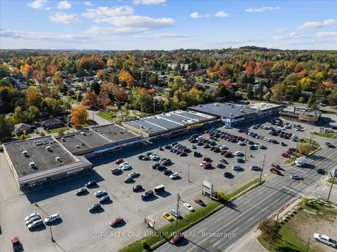 376 Bellevue Street Peterborough ON K9H 5G2