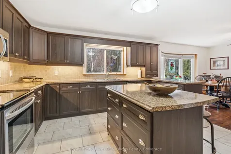 87 Laneige Avenue Huntsville ON P0B 1L0