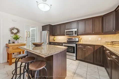 87 Laneige Avenue Huntsville ON P0B 1L0