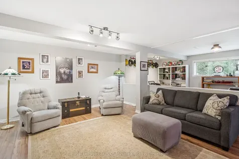 87 Laneige Avenue Huntsville ON P0B 1L0