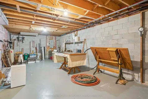 87 Laneige Avenue Huntsville ON P0B 1L0