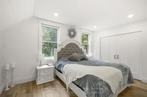 190 Maple Street Bracebridge ON P1L 1K4