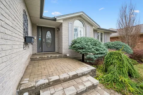 41 Thomas Boulevard Centre Wellington ON N0B 1S0