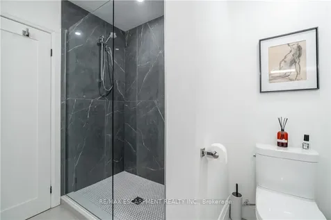 7 Glenmorris Drive Hamilton ON L9H 1S5
