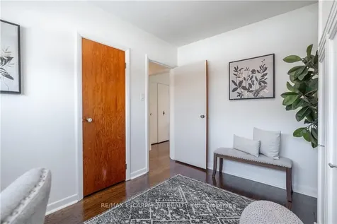 7 Glenmorris Drive Hamilton ON L9H 1S5
