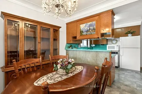 92 Reid Avenue S Hamilton ON L8K 3V1