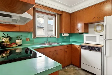 92 Reid Avenue S Hamilton ON L8K 3V1